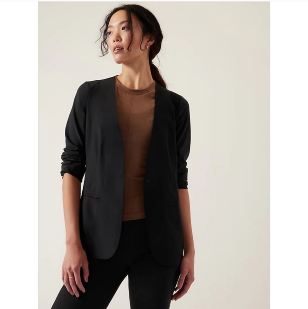 Athleta Avenue Blazer in Black Size 2